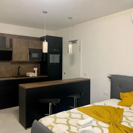Point Zero Apartmán *